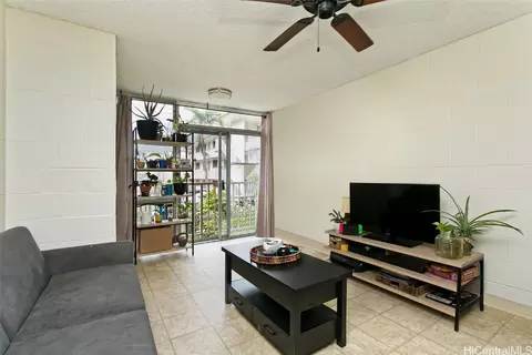 45-691 Kamehameha Hwy #211, Kaneohe, HI 96744