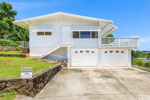 1305 Ainapua St, Honolulu, HI 96819