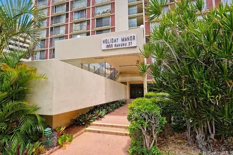 1650 Kanunu St #807, Honolulu, HI 96814
