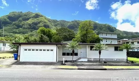 3530 Nipo St, Honolulu, HI 96822