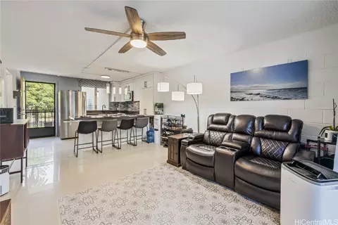 1099 Green St #B311, Honolulu, HI 96822