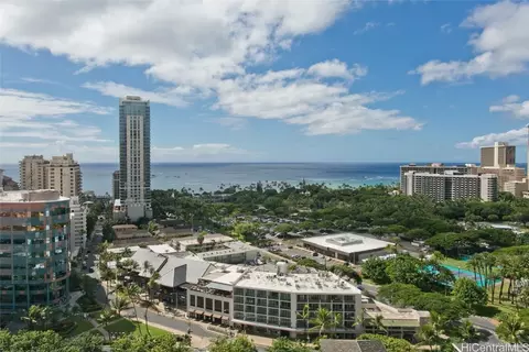 2139 Kuhio Ave #D2103, Honolulu, HI 96815