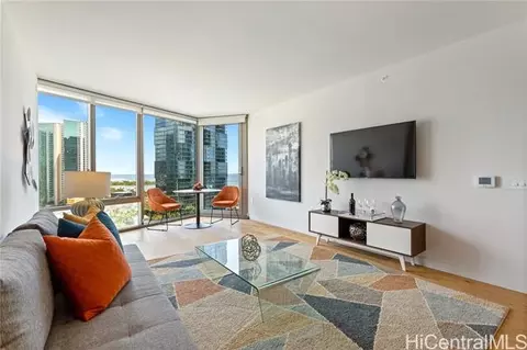 1001 Queen St #1708, Honolulu, HI 96814
