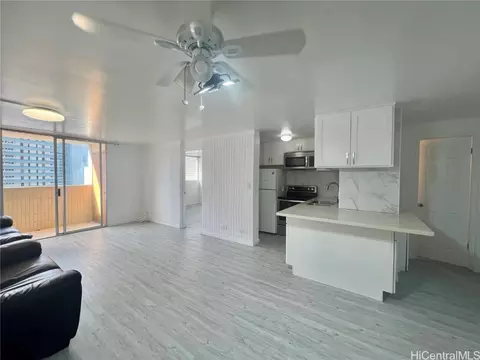 801 Ala Nioi Pl #602, Honolulu, HI 96818