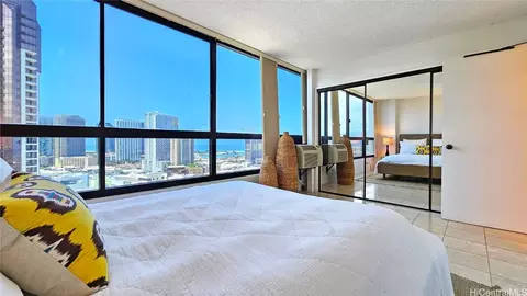 876 Curtis St #2501, Honolulu, HI 96813