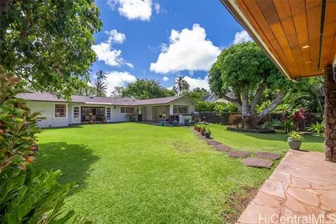 1116 Kealaolu Ave, Honolulu, HI 96816