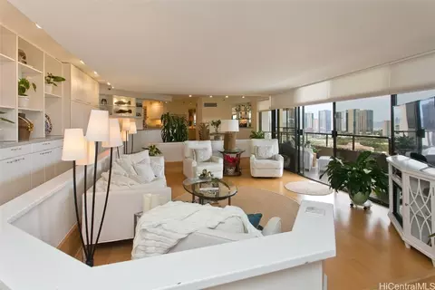 1221 Victoria St #2404, Honolulu, HI 96814