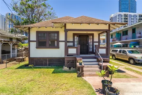 1231 Rycroft St, Honolulu, HI 96814