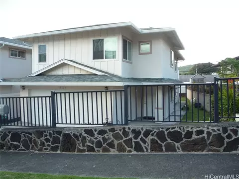 1828 Kaikunane Loop # A, Honolulu, HI 96817