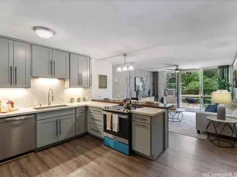 95-2035 Waikalani Pl #B102, Mililani, HI 96789