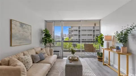 775 Kinalau Pl #202, Honolulu, HI 96813