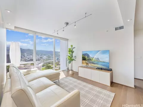 888 Kapiolani Blvd #3801, Honolulu, HI 96813