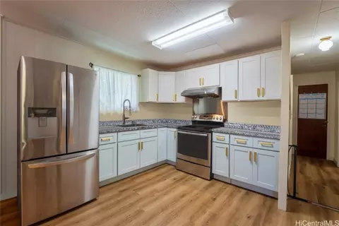 1832 Lusitana St, Honolulu, HI 96813