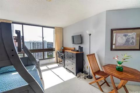 300 Wai Nani Way #I-PH5, Honolulu, HI 96815