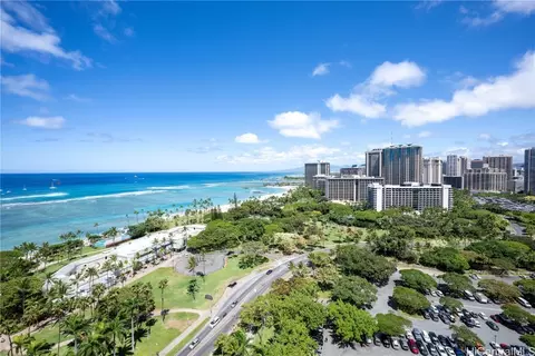 223 Saratoga Rd #2313, Honolulu, HI 96815