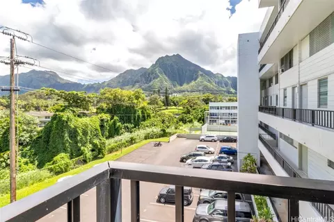46-270 Kahuhipa St #A402, Kaneohe, HI 96744