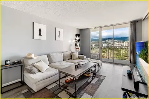 2452 Tusitala St #1908, Honolulu, HI 96815