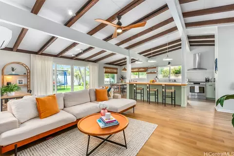 513 Paopua Pl, Kailua, HI 96734