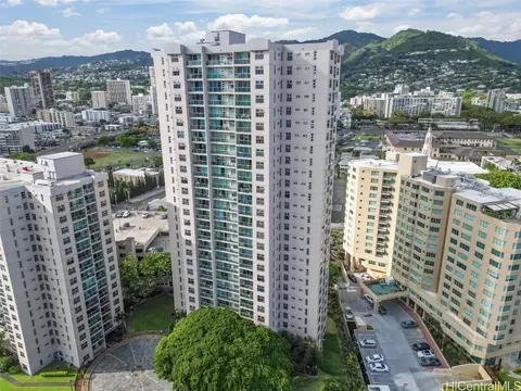 1450 Young St #1507, Honolulu, HI 96814