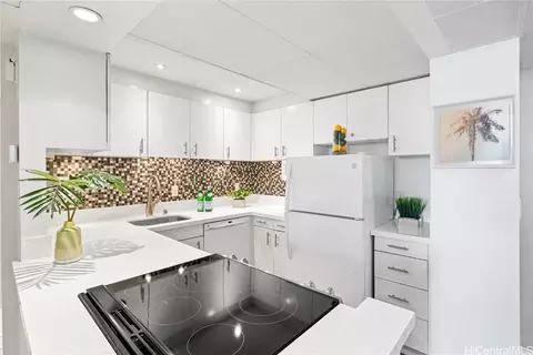 311 Ohua Ave #501A, Honolulu, HI 96815