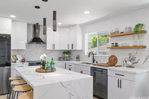 5232 Liwai St, Honolulu, HI 96821