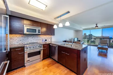 1837 Kalakaua Ave #2803, Honolulu, HI 96815