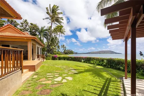 5505 Kalanianaole Hwy, Honolulu, HI 96821