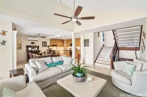 389 Kaelepulu Dr #1504, Kailua, HI 96734