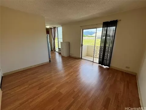 2649 Varsity Pl #311, Honolulu, HI 96826