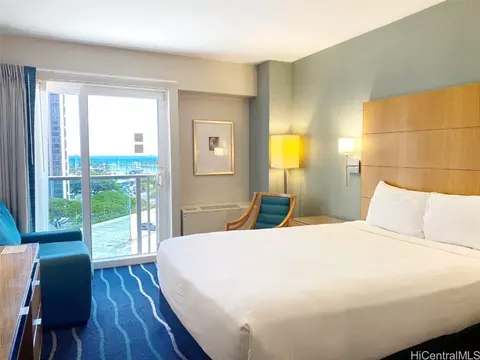 410 Atkinson Dr #955, Honolulu, HI 96814