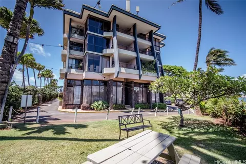 20 Hauoli St #212, Wailuku, HI 96793