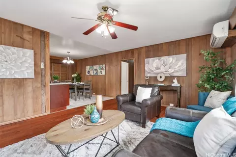 94-306 A Hilihua Way, Waipahu, HI 96797