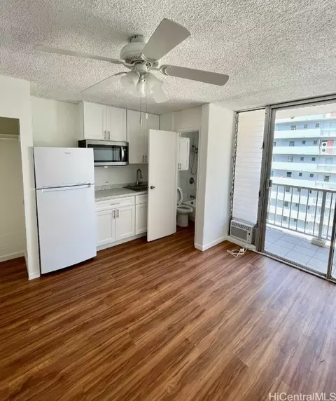 2509 Ala Wai Blvd #604, Honolulu, HI 96815