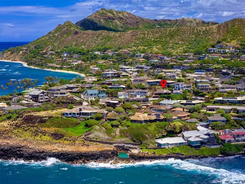 4101 Black Point Rd, Honolulu, HI 96816