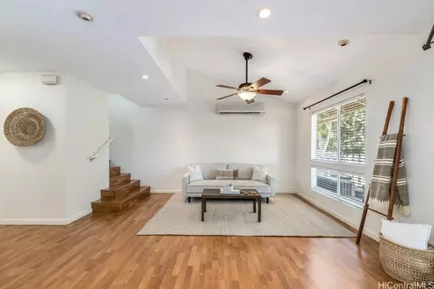 94-817 Lumiauau St #A103, Waipahu, HI 96797