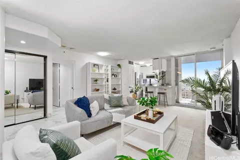 1212 Nuuanu Ave #907, Honolulu, HI 96817