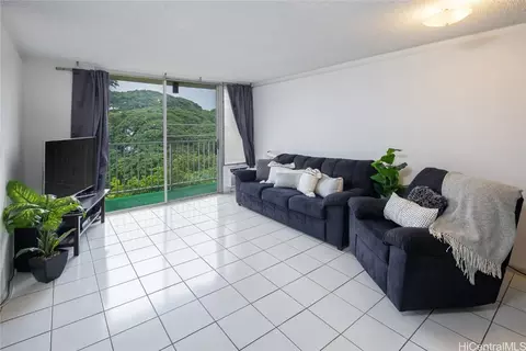 1720 Huna St #B508, Honolulu, HI 96817