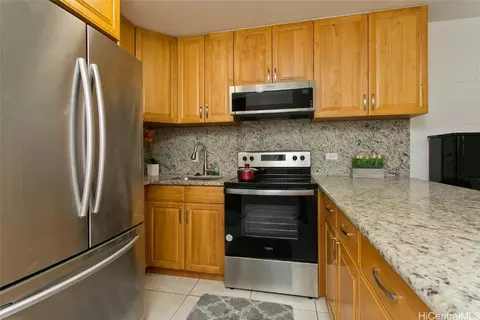 750 Kanoa St #102, Honolulu, HI 96817