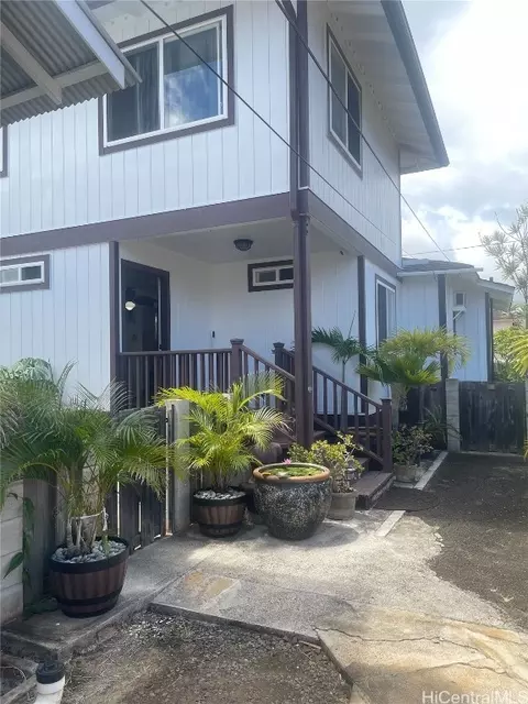 3426 Pakui St, Honolulu, HI 96816