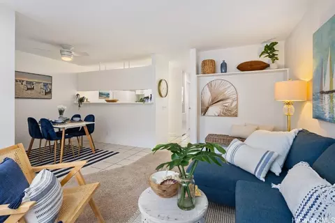 46-269 Kahuhipa St #D103, Kaneohe, HI 96744