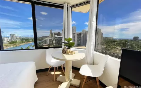 444 Niu St #1406, Honolulu, HI 96815