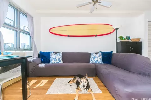 802 Punahou St #402, Honolulu, HI 96826