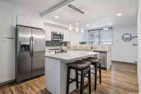 2355 Ala Wai Blvd #201, Honolulu, HI 96815