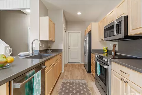91-6221 Kapolei Pkwy #530, Ewa Beach, HI 96706