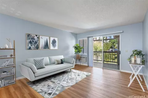 94-541 Lumiaina St #T204, Waipahu, HI 96797