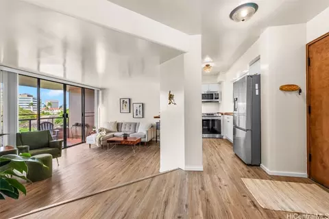 1221 Victoria St #503, Honolulu, HI 96814