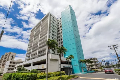 737 Olokele Ave #702, Honolulu, HI 96816