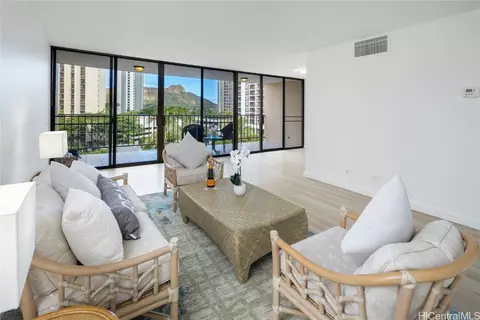 250 Ohua Ave #7D, Honolulu, HI 96815