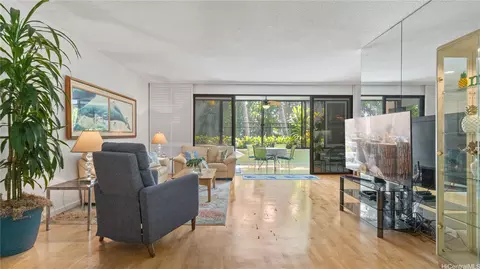 4999 Kahala Ave #106, Honolulu, HI 96816