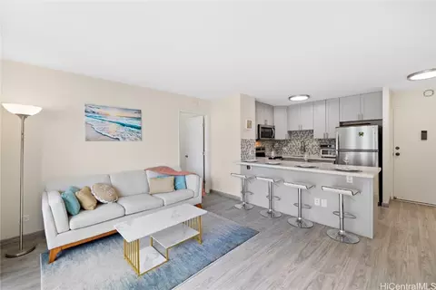 1925 Kalakaua Ave #1002, Honolulu, HI 96815